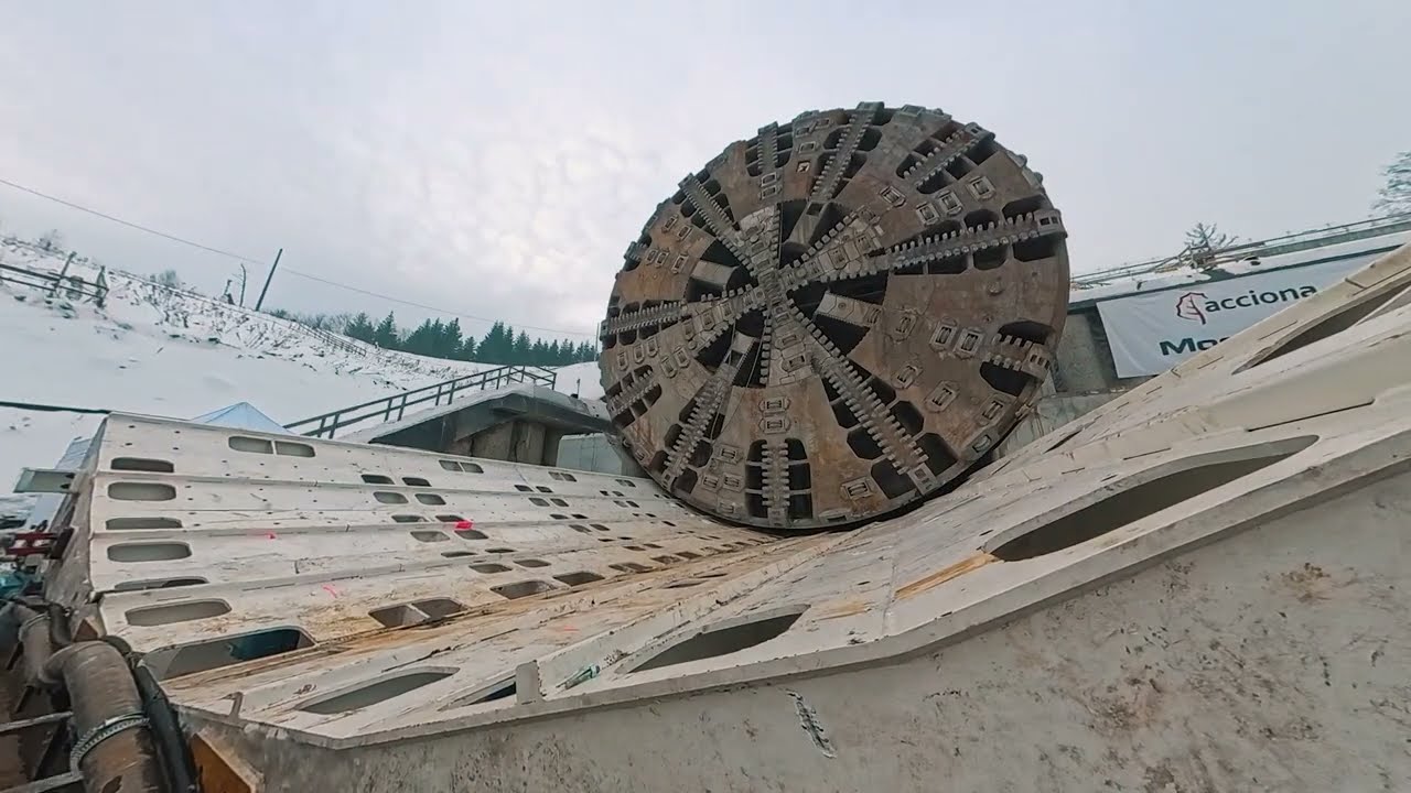 S19 Rzeszów Południe - Babica, obrót maszyny TBM Karpatka