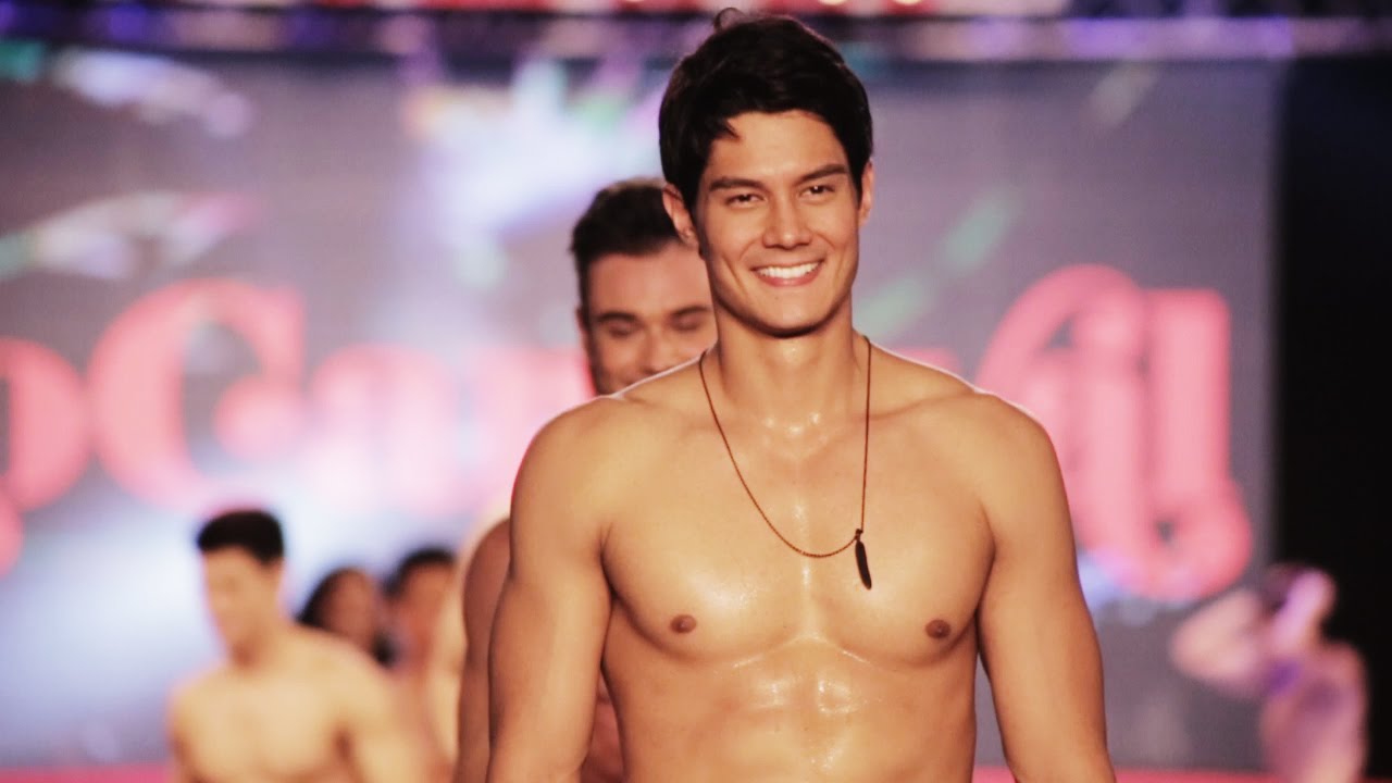 The Cosmo Carnival, In 4 Glorious Minutes