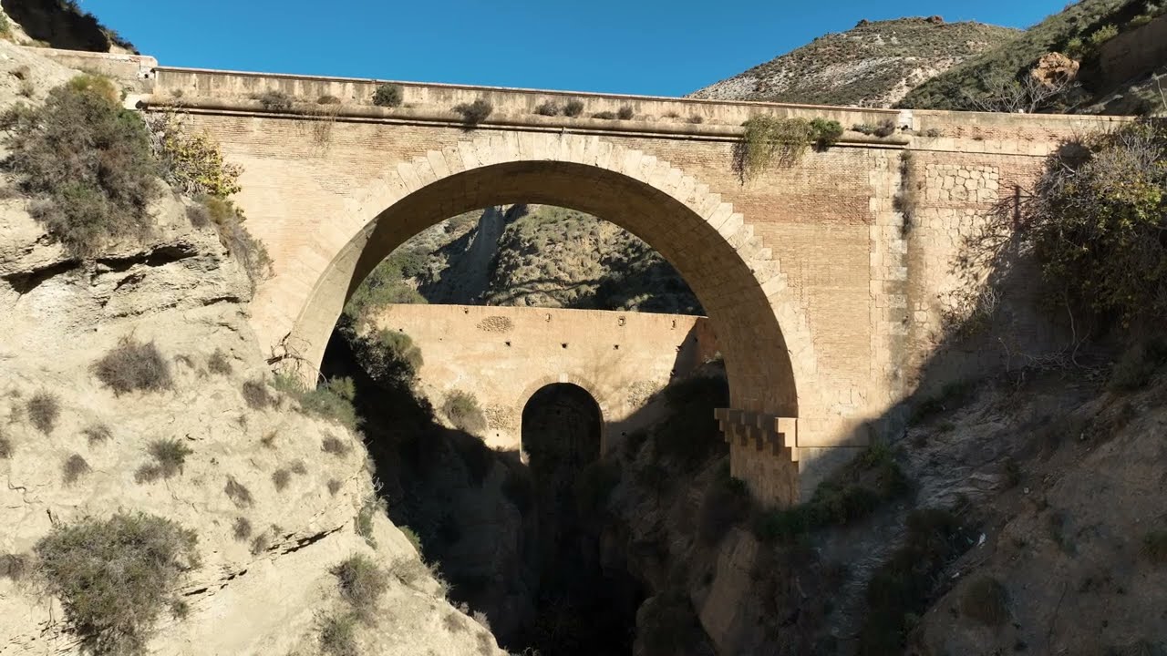 Andalusien, Brücke