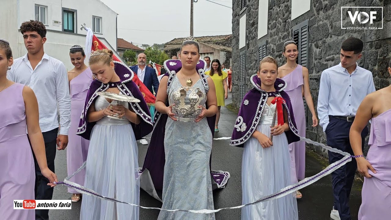 Cortejo Divino Esp. Santo para a Igreja, Vera Pereira e Família Criação Velha Pico