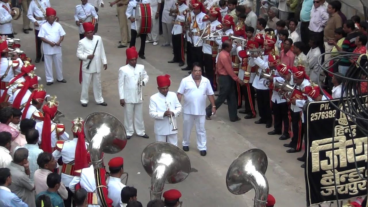 Aaja Aai Bahar dil hai bekrar by Hindu Jea Band, Jaipur