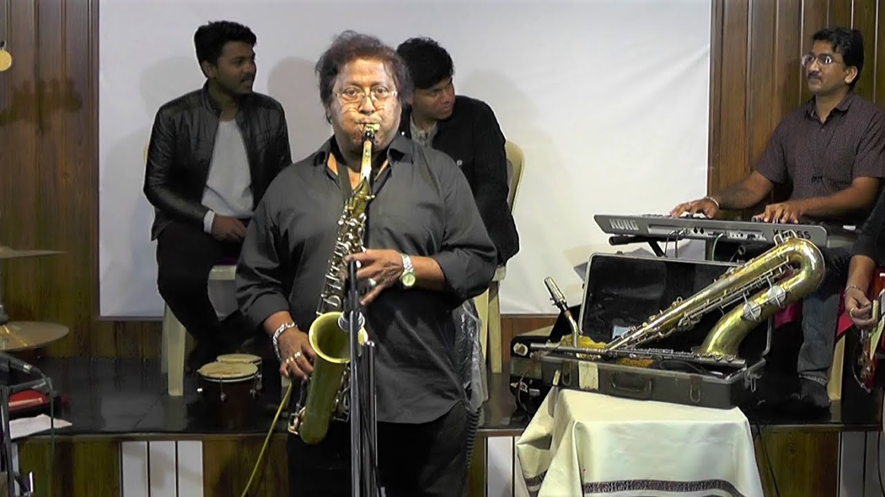 Bedardi Baalma Tujhko | Saxophone Instrumental | K. Mahendra