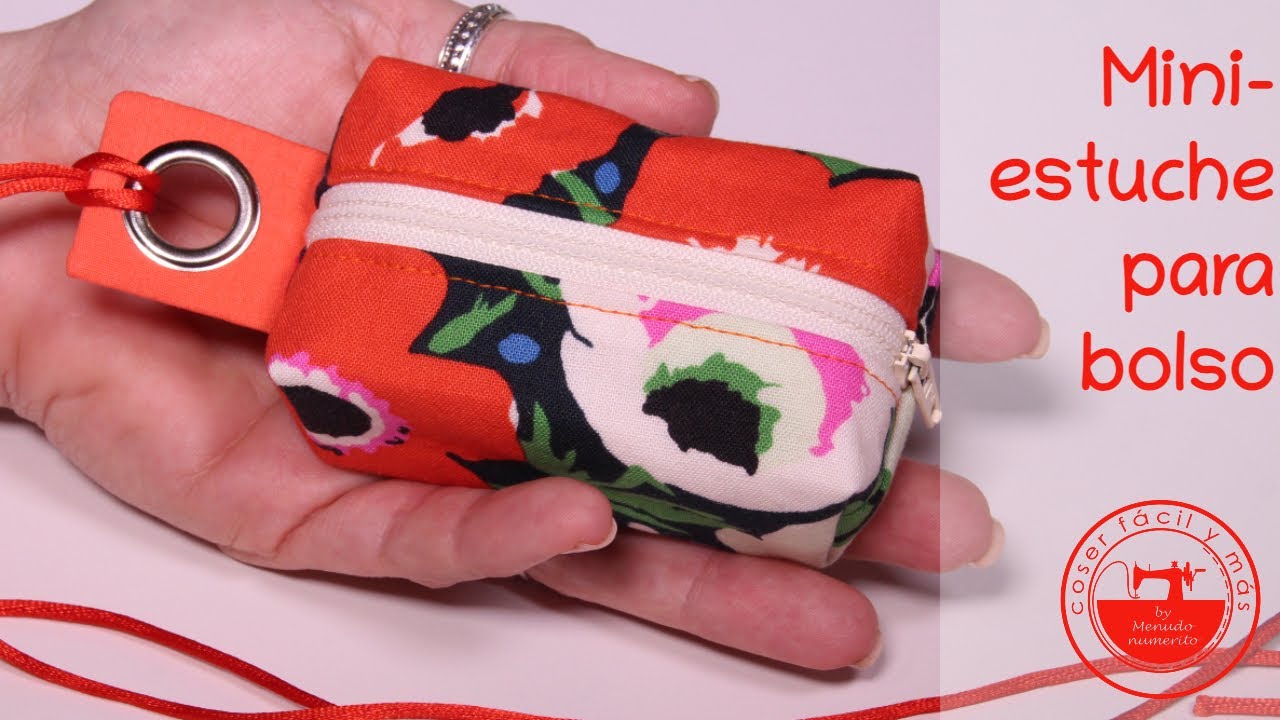Miniestuche para colgar del bolso