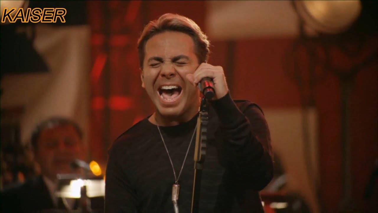 Cristian Castro - Nunca Voy a Olvidarte - Primera Fila: D&iacute;a 1 (En Directo)