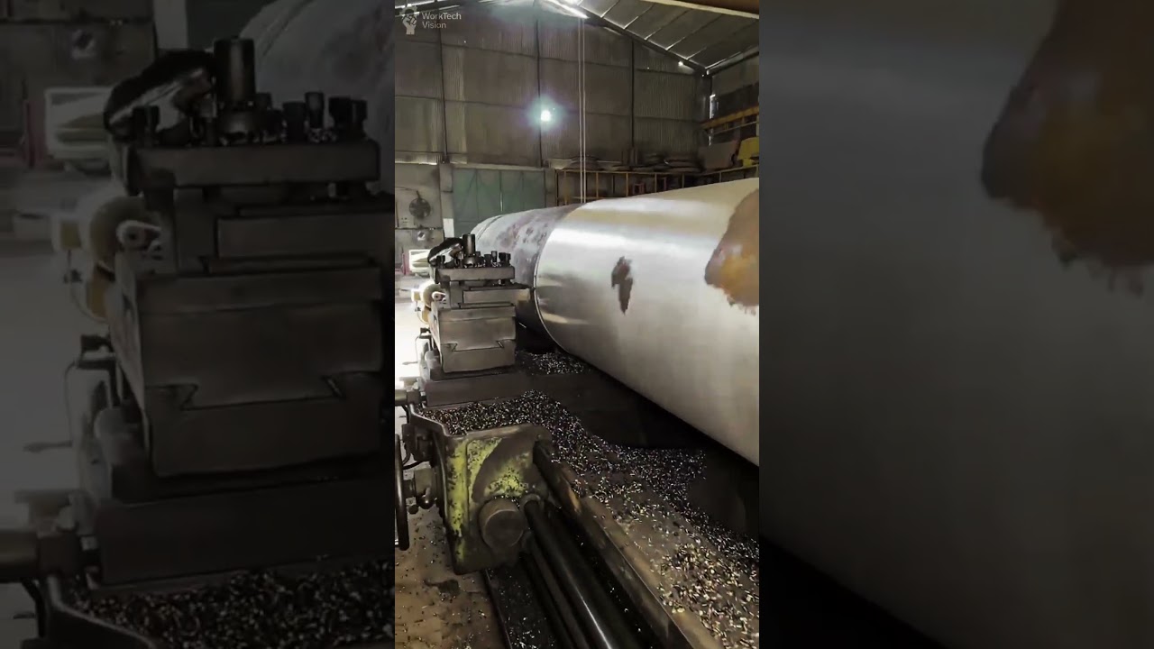 Heavy Shaft Turning Process on Industrial Metal Lathe
