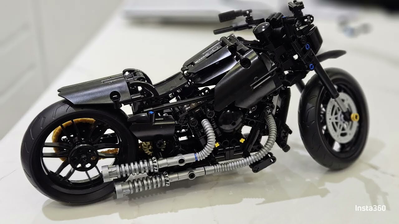 Time lapse 1000+ pieces HD motorcycle