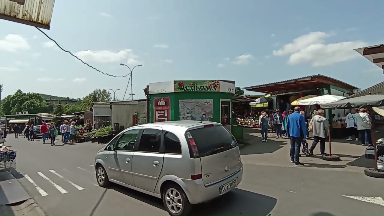 Targowisko Zabobrze, Jelenia Góra 2023. Seria ujęć ze spaceru. Maj 2023