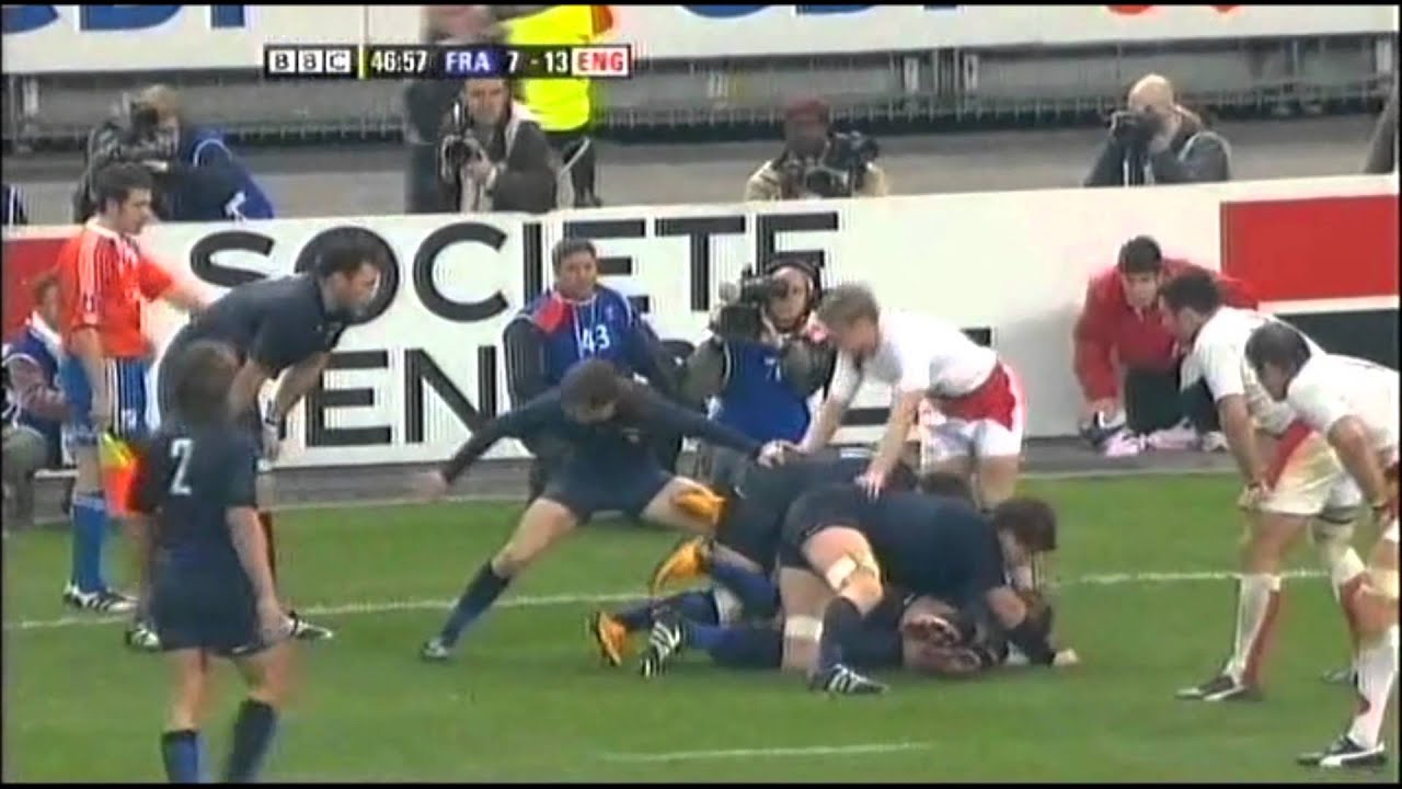Brian Moore yells at Iain Balshaw