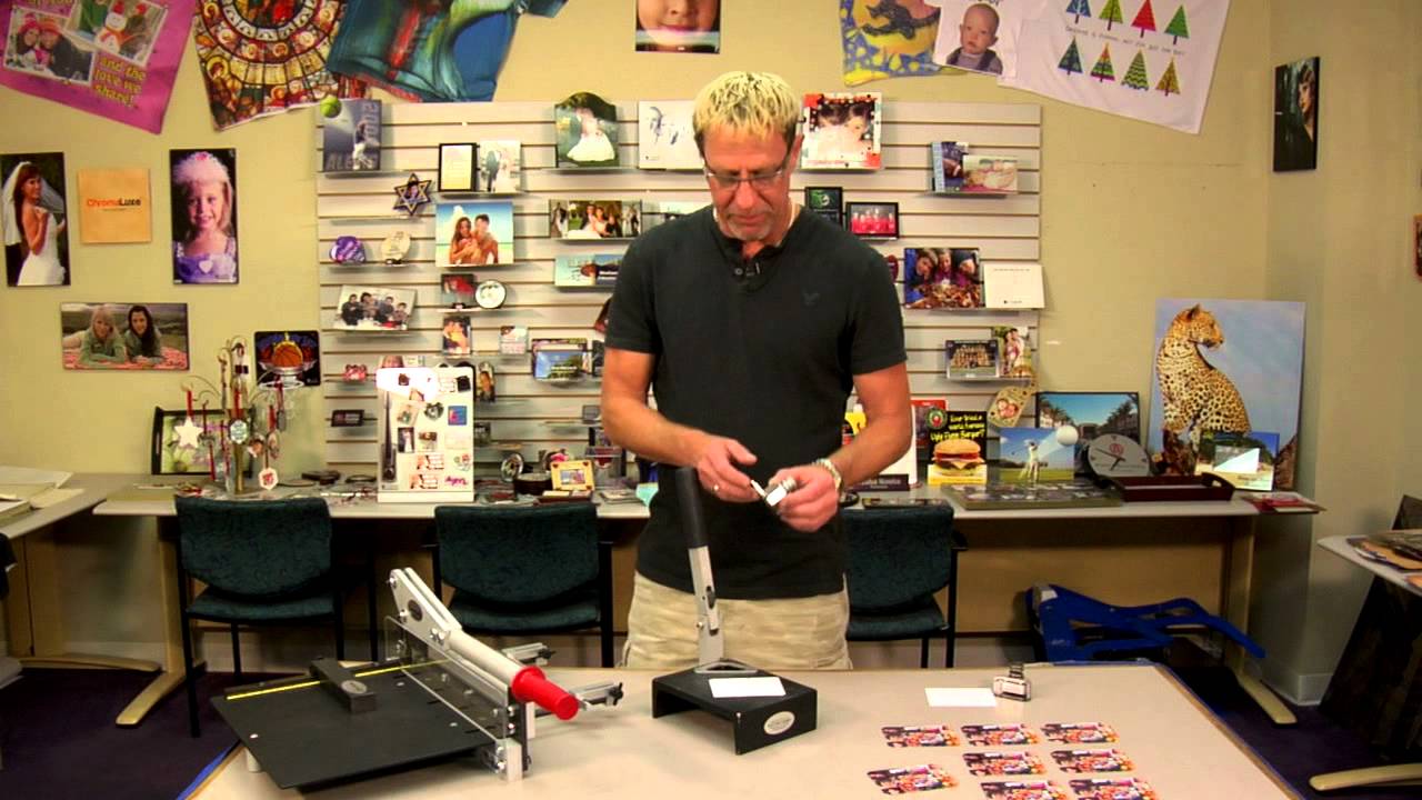 Using the Cornermate® by Accucutter for Cutting Aluminum Corners