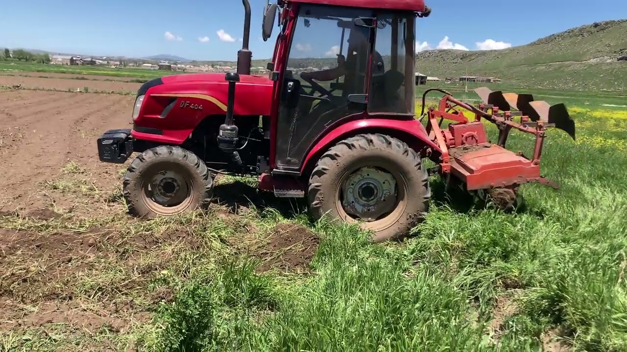 Farm tractor Dong feng 404 in work #tractor #farming #dongfeng404