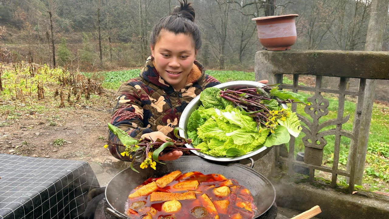今天我摘了一大盆蔬菜燙火鍋吃到飽 Make a spicy vegetable hotpot today