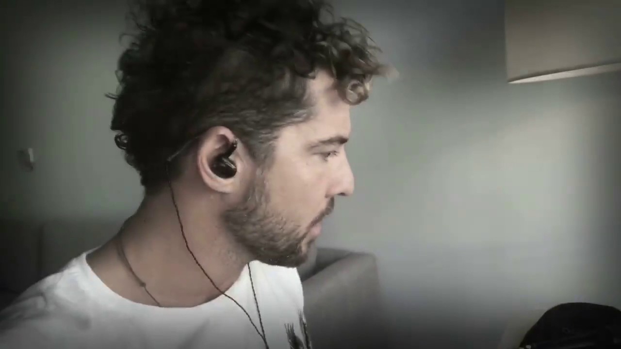 David Bisbal Explica como hace ensayo individualmente