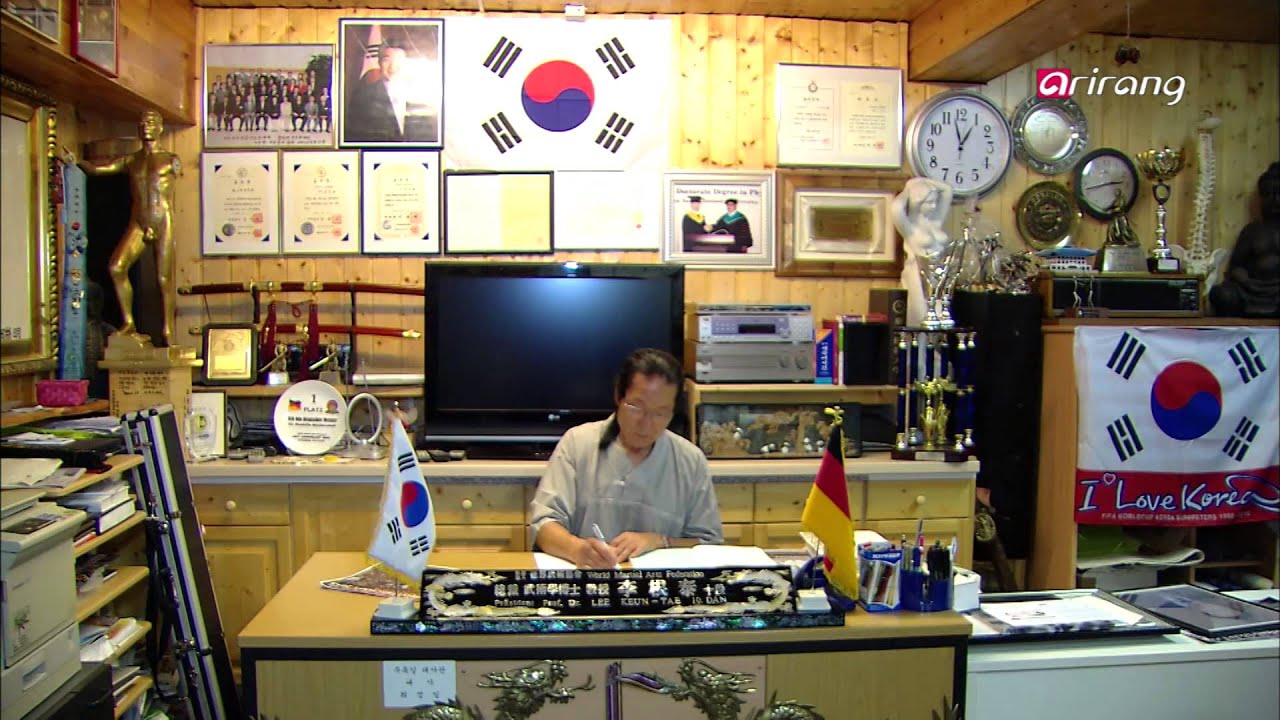 Arirang Special M60Ep261 Gro&szlig;meister, Lee Keun-tae