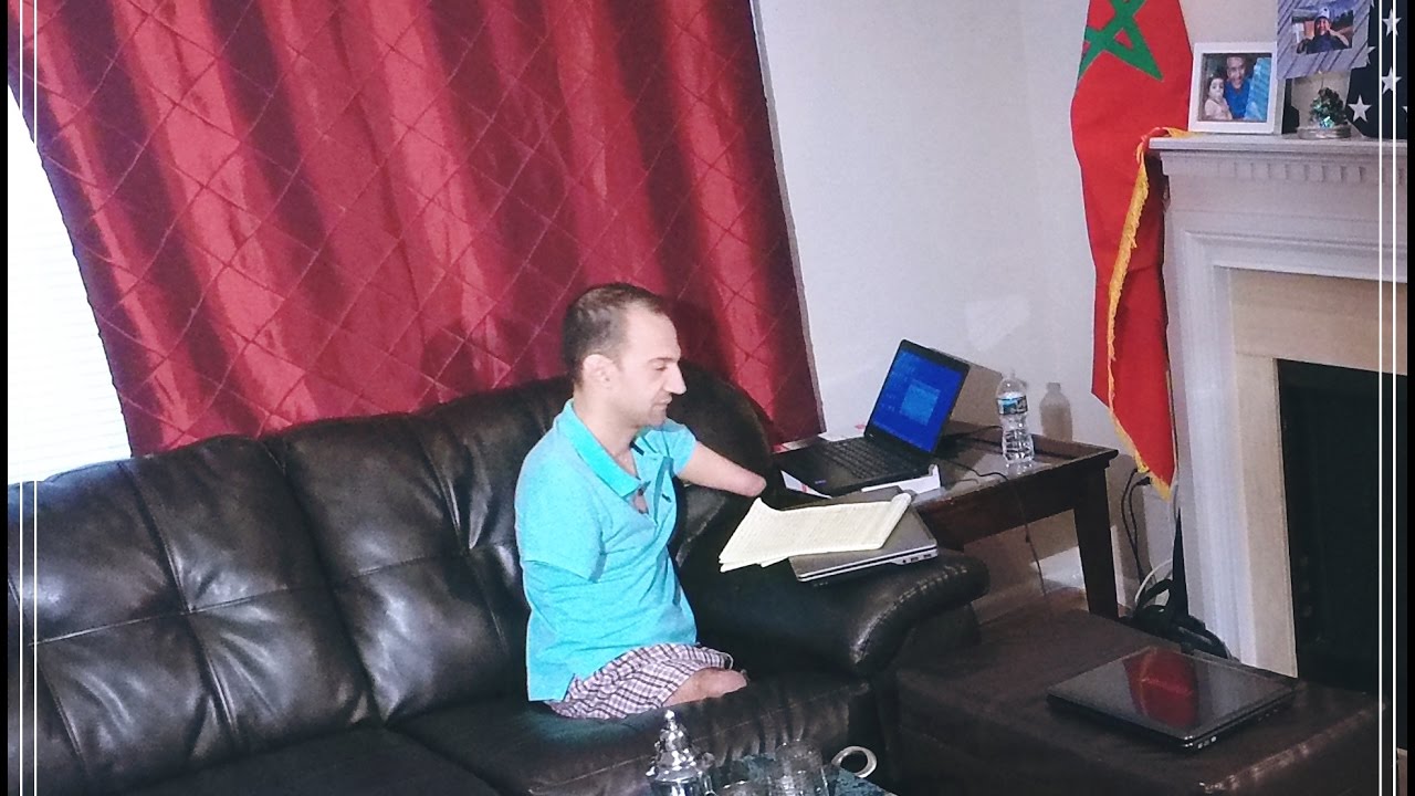 شاهد مغربي بلا يدين ولا ساقين يصنع المعجزة في أمريكا