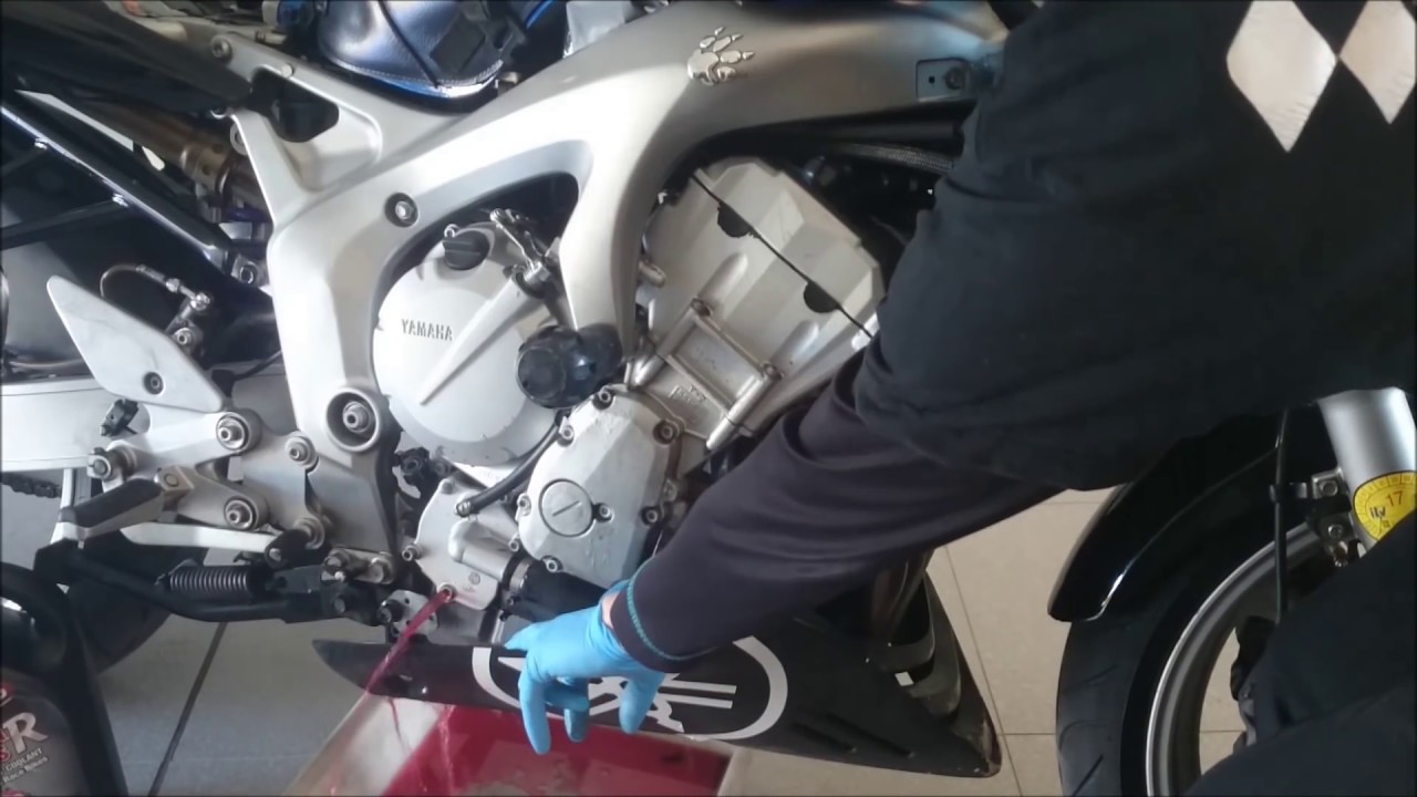 CAMBIO LIQUIDO REFRIGERANTE MOTO