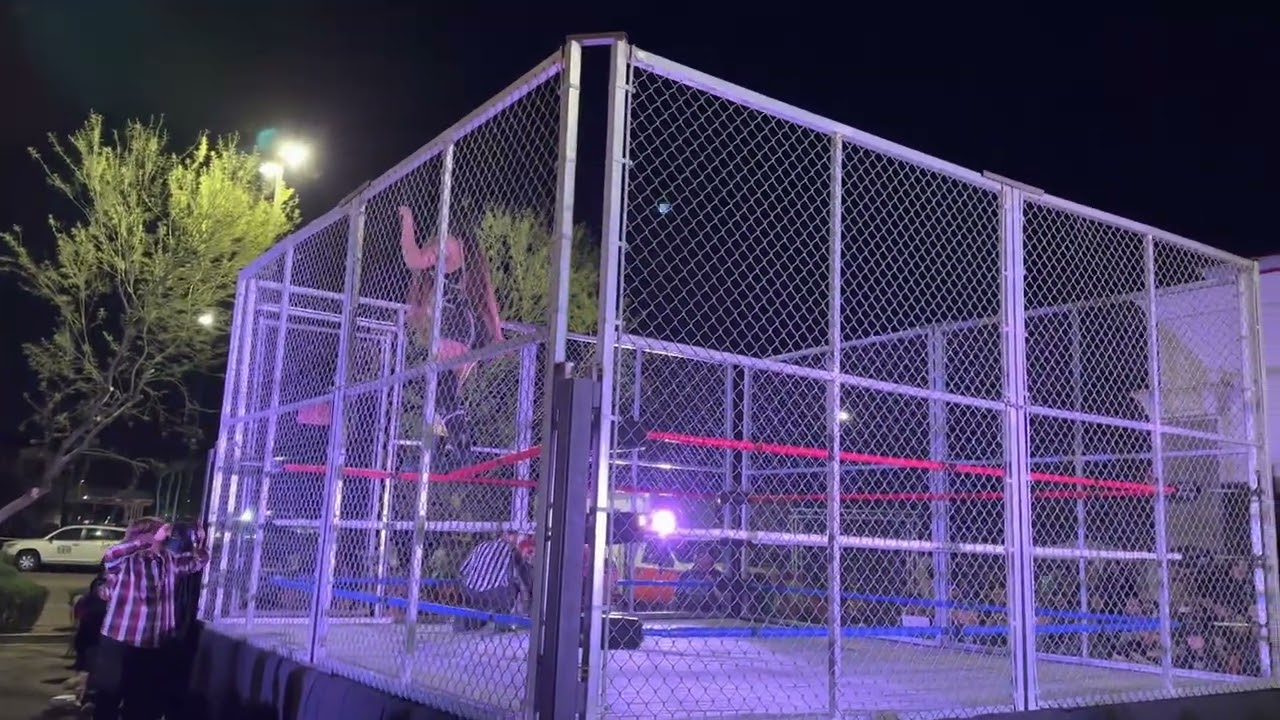 Viva Van VS Johnnie Robbie (Steel Cage Match)