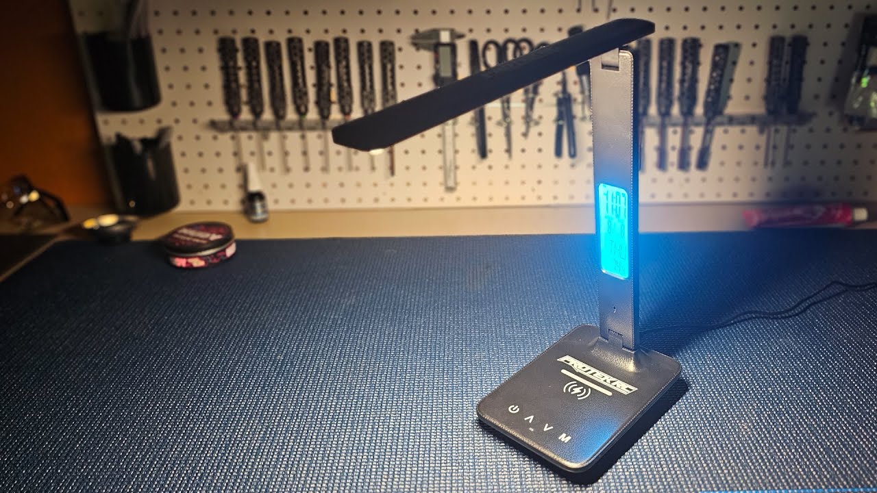ProTek R/C LED Pit Light w/Wireless Charging