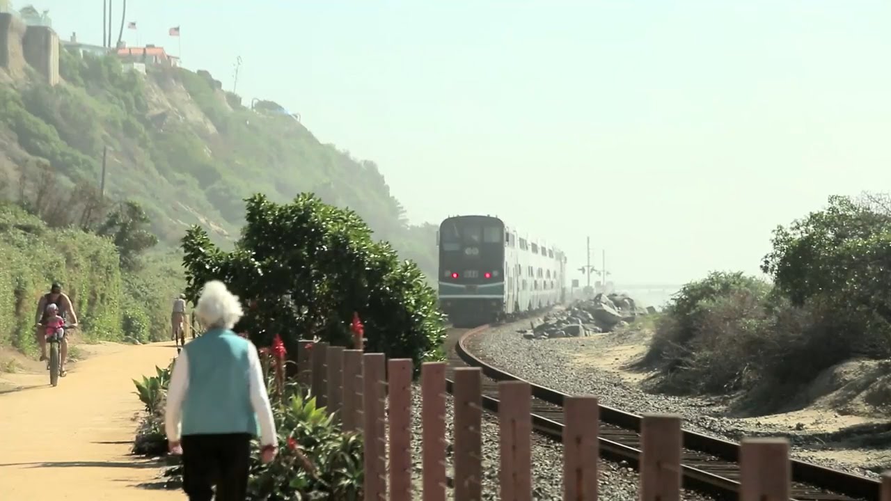 San Clemente: A Trail by the Rails