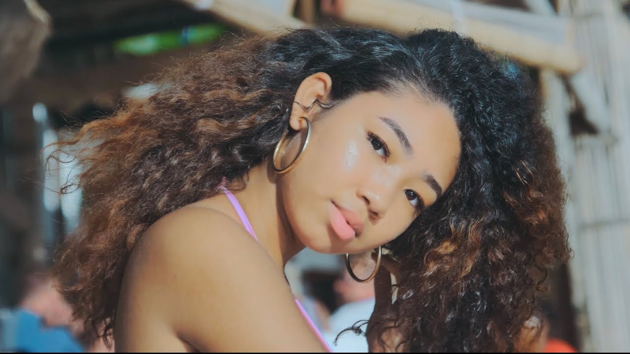 WENDY CATHALINA - AMEZA IZY (Official Video)