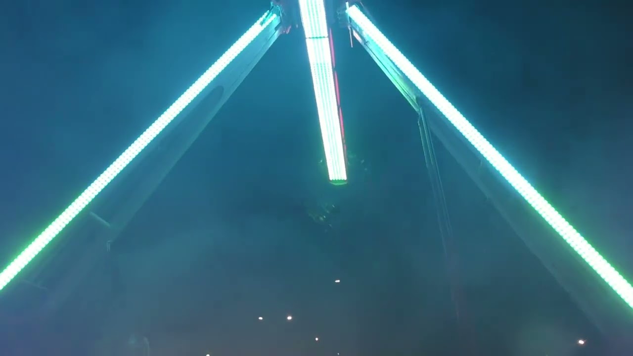 Levický jarmok 2023 - ATRAKCE SUPER LOOPER / ATTRACTION SUPER LOOPER OFF-RIDE