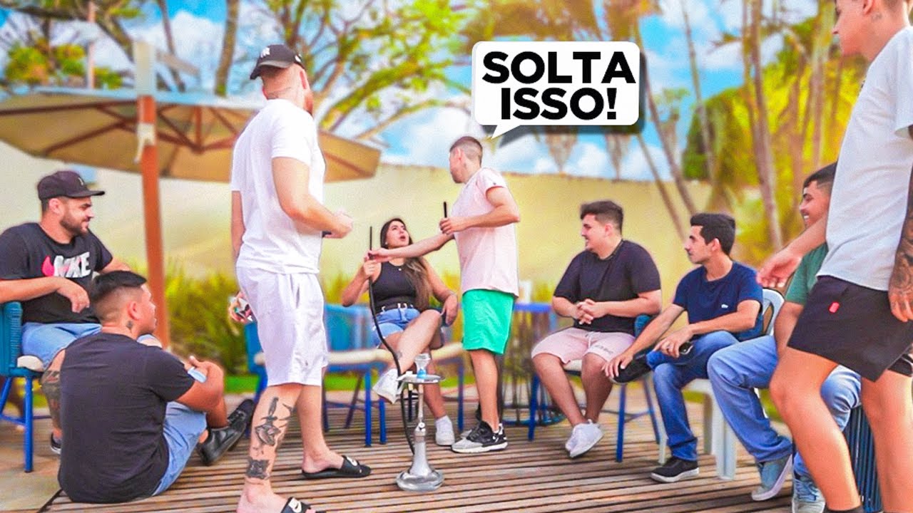 FINGI FUM4R NARGUILE PERTO DOS MEUS AMIGOS 😂