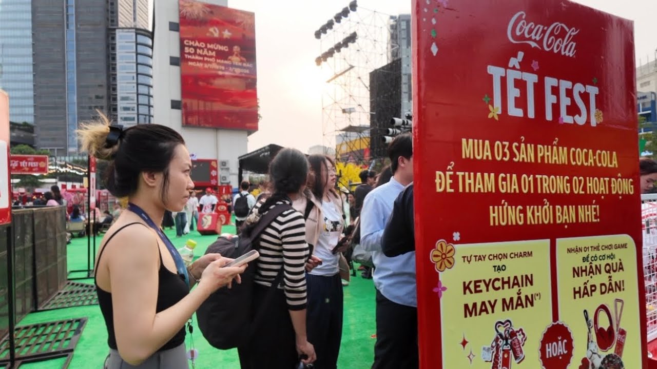 TẾT SÀI GÒN RẦN RẦN ĐẠI NHẠC HỘI COCA - COLA TẾT FEST 2026 tại THƯƠNG XÁ TAX CŨ Sân Khấu Cực Khủng 