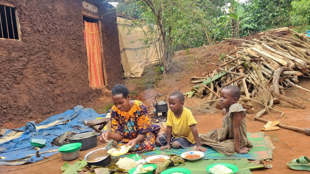 A day in Life of a 65 Years  Old Widow Cooking Banana Plantain and Yam leaves Vegetebles.