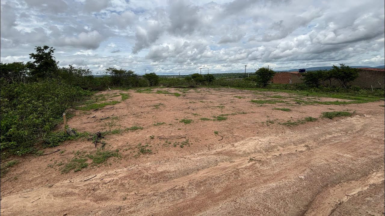 3 TERRENOS NO PRECINHO NO BAIRRO BRISAS DA SERRA A VENDA