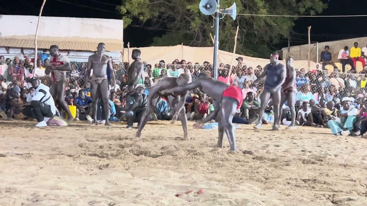 1/2 FINALE POIDS LÉGER QUELLE COMBAT DE MONUMENT DIANDA VS NDIOL SANA A DJILORE DJIDJIACK 04/01