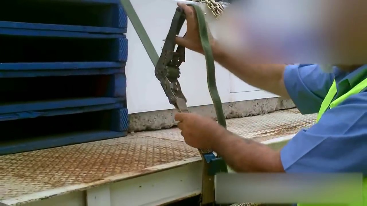 2. RATCHET STRAP