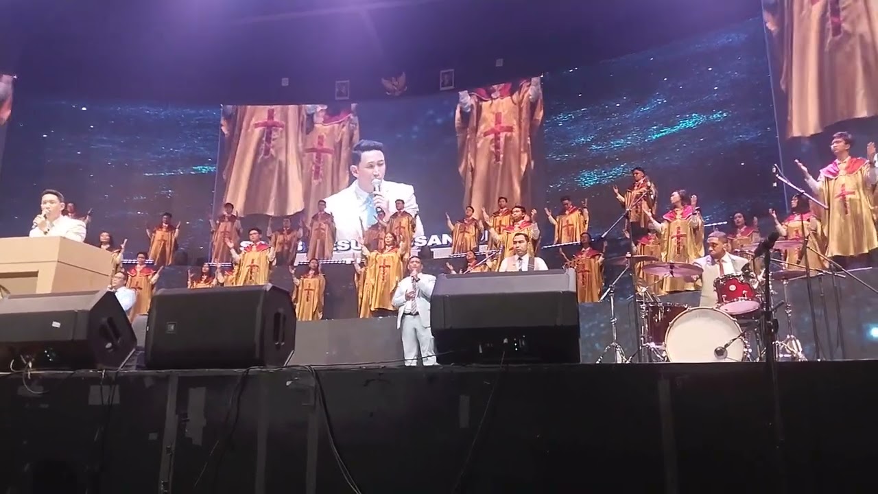 Di Bukit Golgota‼️ Praise Worship & Choirs Gereja Tiberias Indonesia‼️