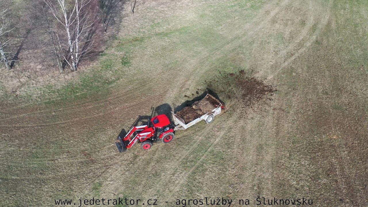Rozmetání hnoje 2019 - www.jedetraktor.cz