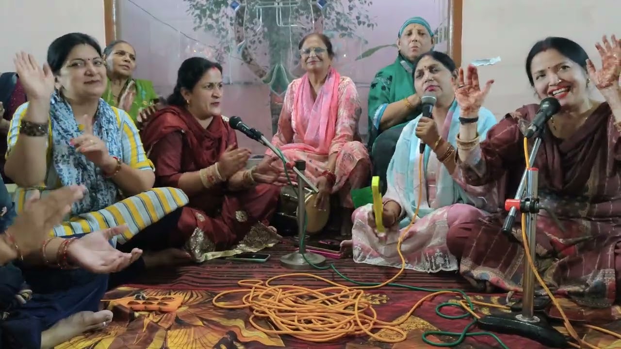 प्रेम नगर की प्रेम गली में |रास भजन |आनंद छा गया #ट्रेडिंग # कृष्ण भजन # भक्ति #devotional