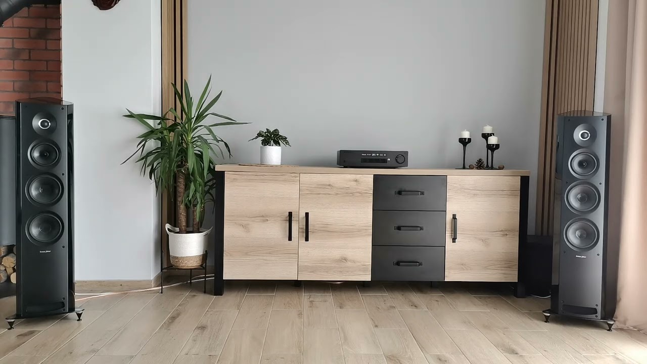 Cambridge CXA81 amplifier and Sonus Faber Venere 3.0 speakers - short sample 6