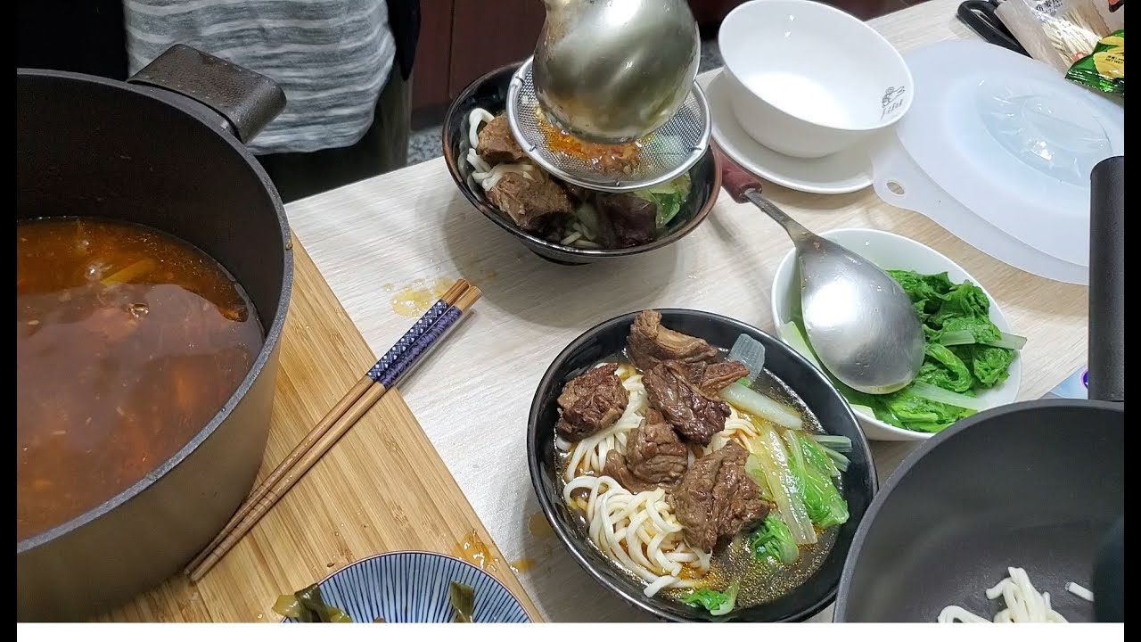 晚餐時間 高中生下課了 趕緊下麵餵飽他們 難得這鍋沒被乾杯偷吃｜乾杯小菜超日常