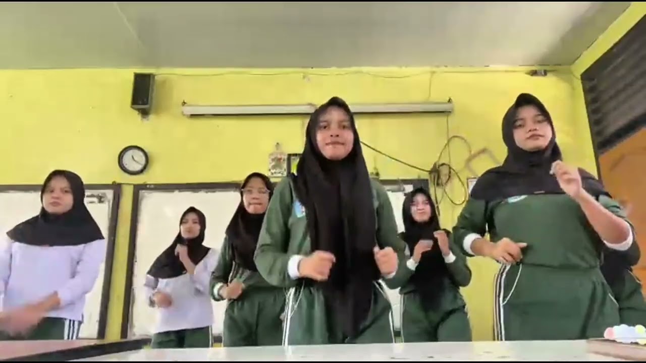 Tugas PJOK Senam Irama Kelompok 4 