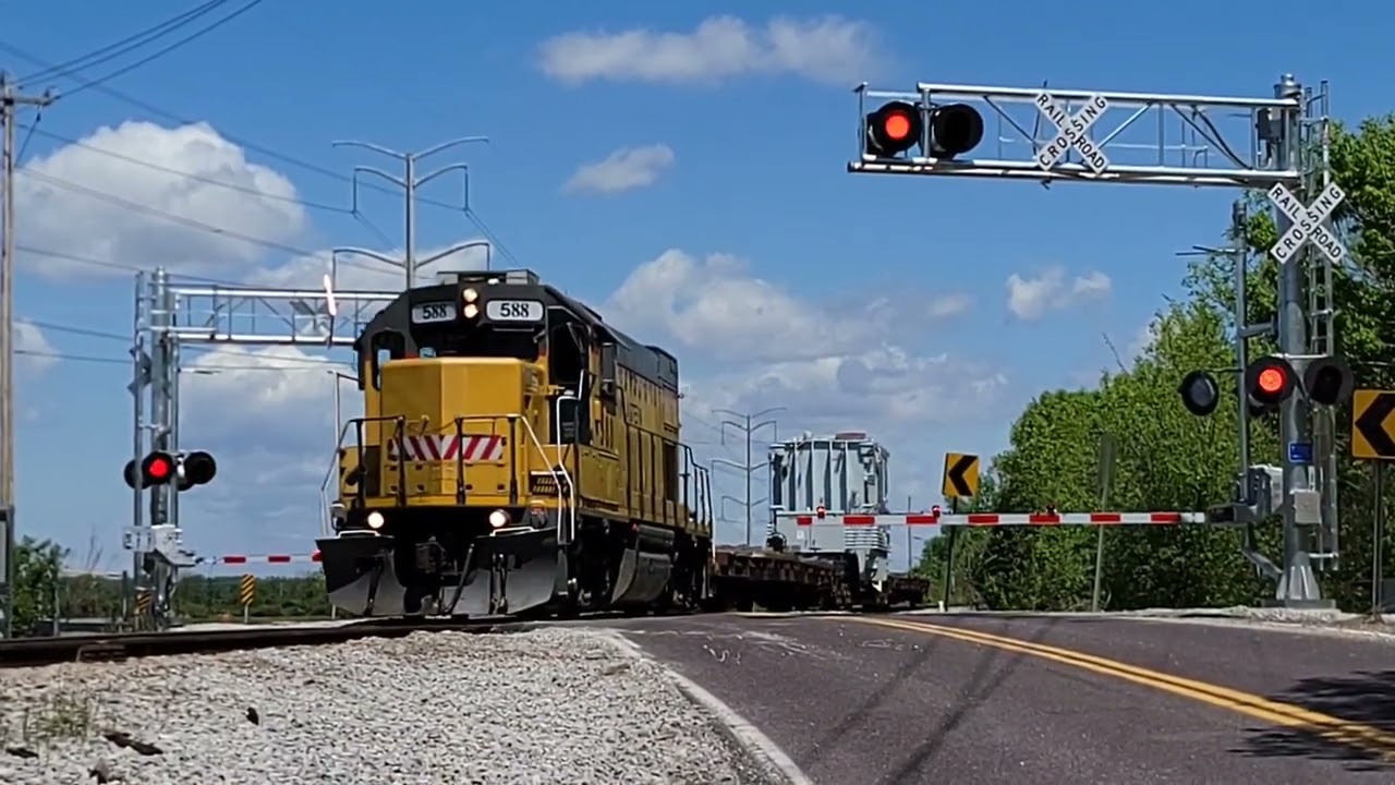 Missouri Eastern Railroad Transformer Special westbound on ex-Rock Island St. Louis Line 4/24/24
