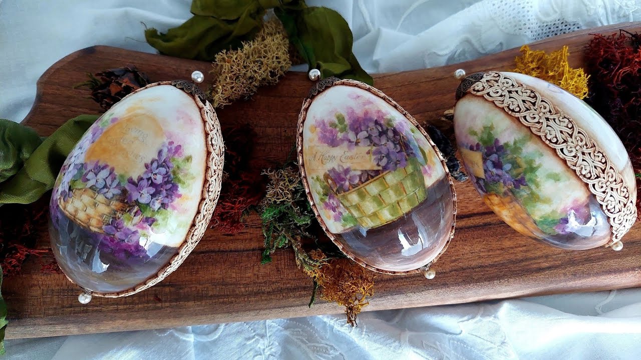 Decoupage eggs with flower pattern 💐 violets - #Decoupage easter eggs #DIY #decoupage tutorial 🎨