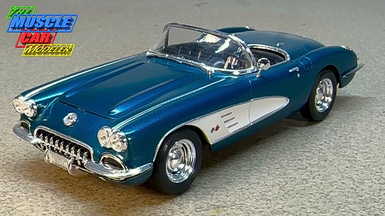 Revell Monogram 1960 Chevrolet Corvette 283 Build