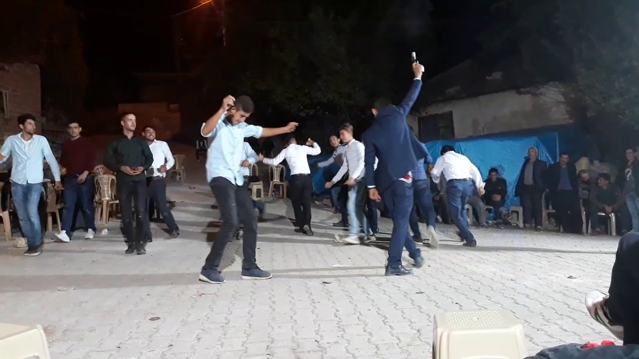 Aşağı çapak gencleri