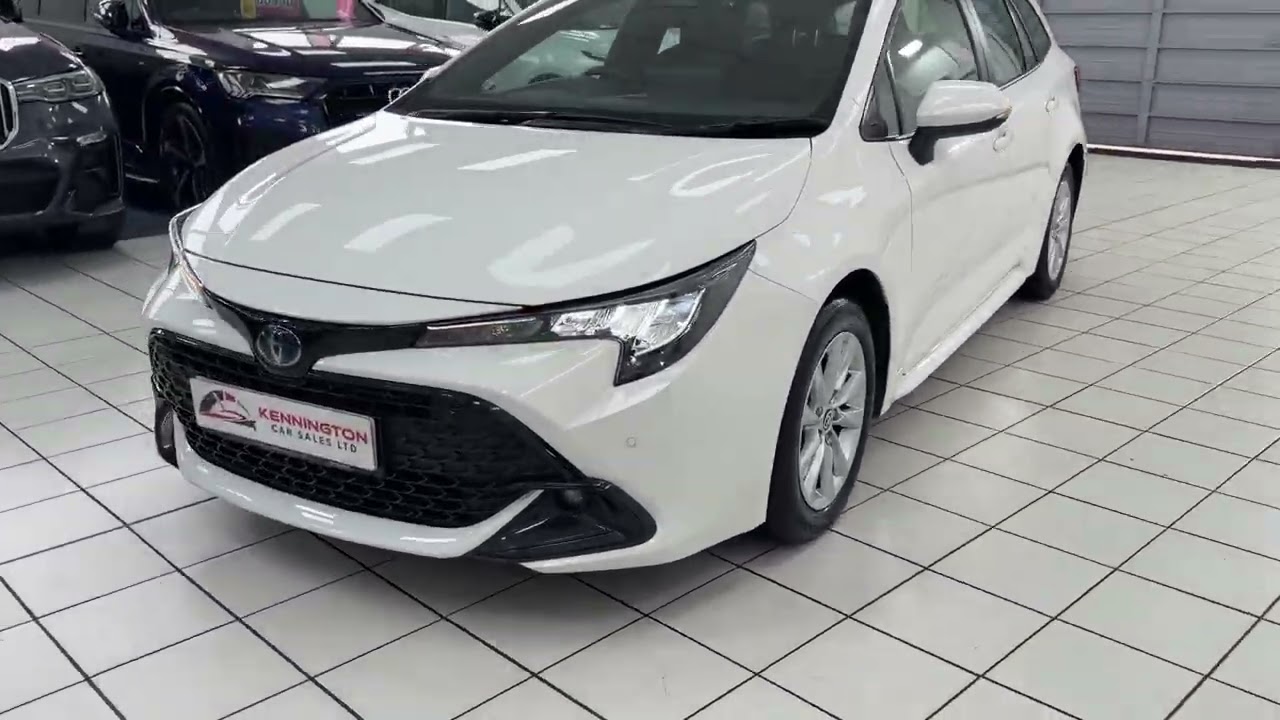 Toyota Corolla 1.8 VVT-h Icon Touring Sports CVT Euro 6 (s/s) 5dr CX23MLU