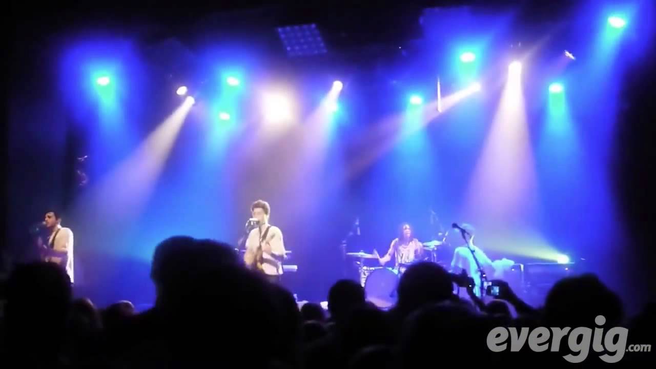 Le concert des BB Brunes à l'Alhambra