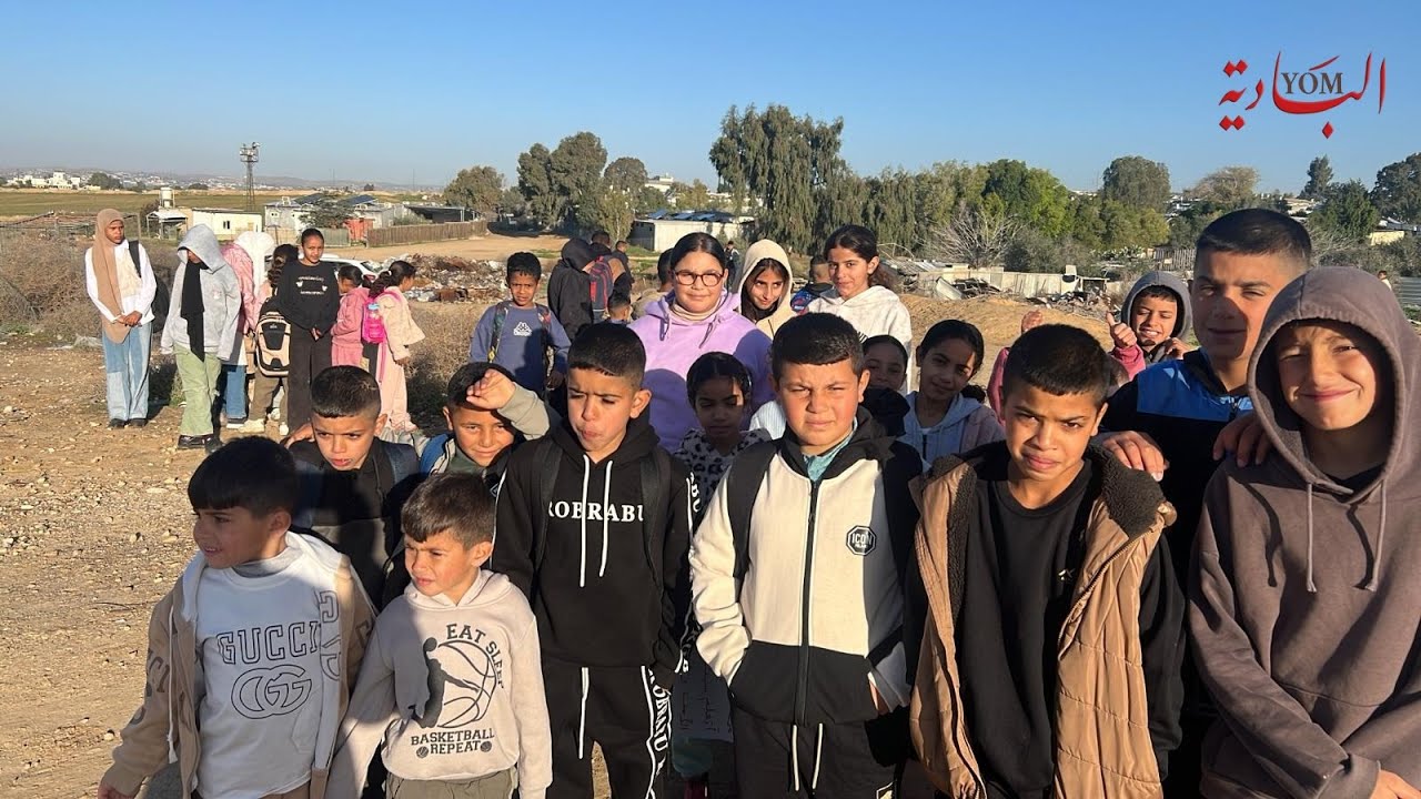 النقب: مياه الأمطار تدمر طريقًا ترابيا وتعطل تعليم 200 طالب بمدرسة الأمل في قرية خربة وطن