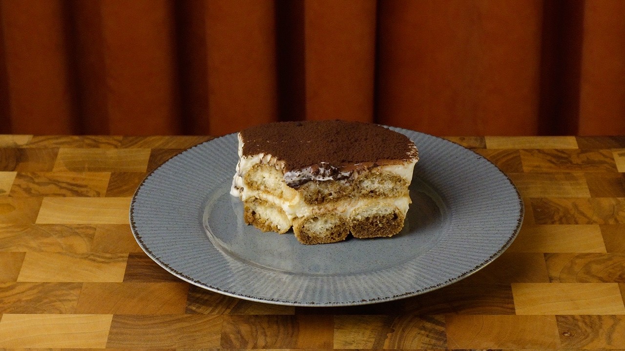 How to Make Tiramisu at Home So Easy!