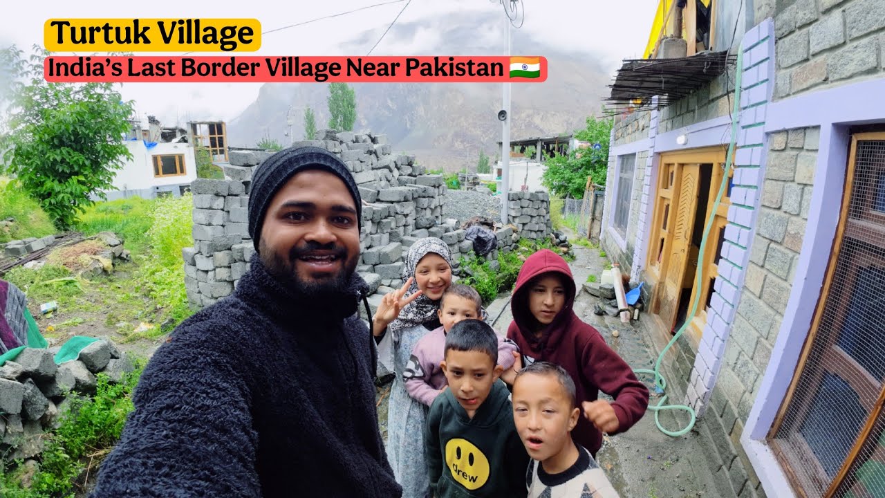 🔴Turtuk Village Story 🇮🇳 | Village near To Pakistan Border | Ladakh 