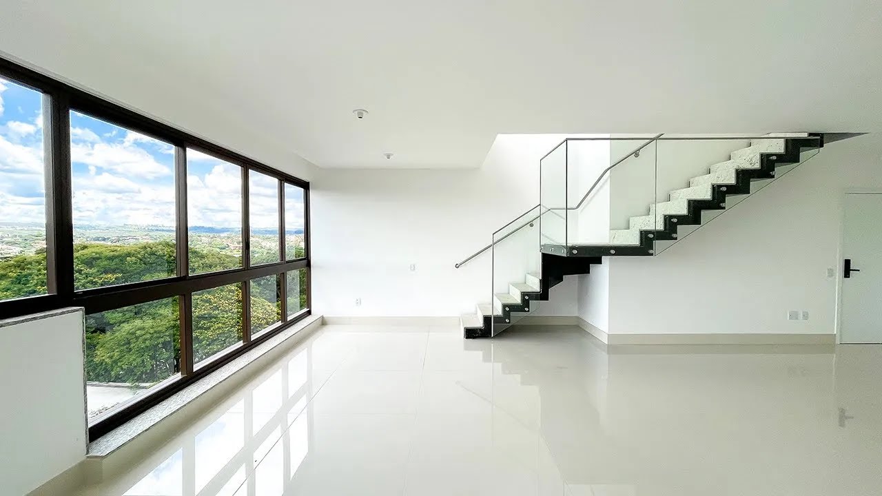 ÓTIMA VISTA! COBERTURA DUPLEX NA ASA NORTE - SQN 215 - RESIDENCIAL JANE GODOY