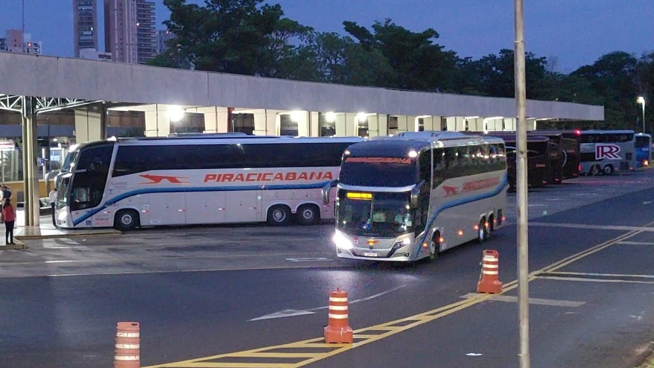MOVIMENTAÇÃO NESSE FERIADO TERMINAL RODOVIÁRIO DE RIBEIRÃO PRETO-SP 