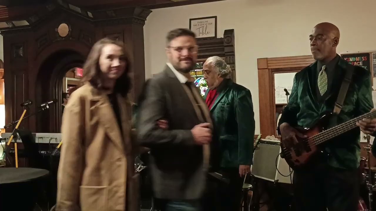 We don't own the copy right on this music...METRO SOUL BAND COVERS SMOOTH JAZZ 12-13-2025
