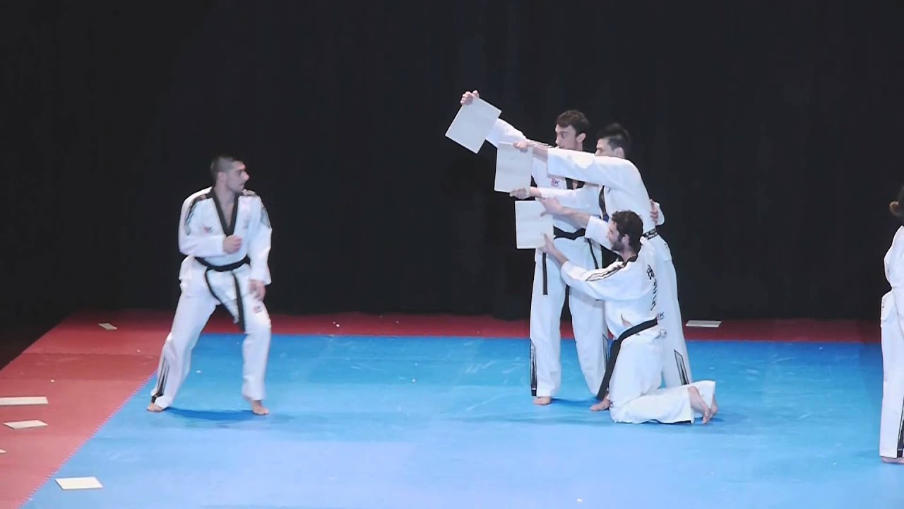 Gala Exhibicion Taekwondo Olimpic por Caritas