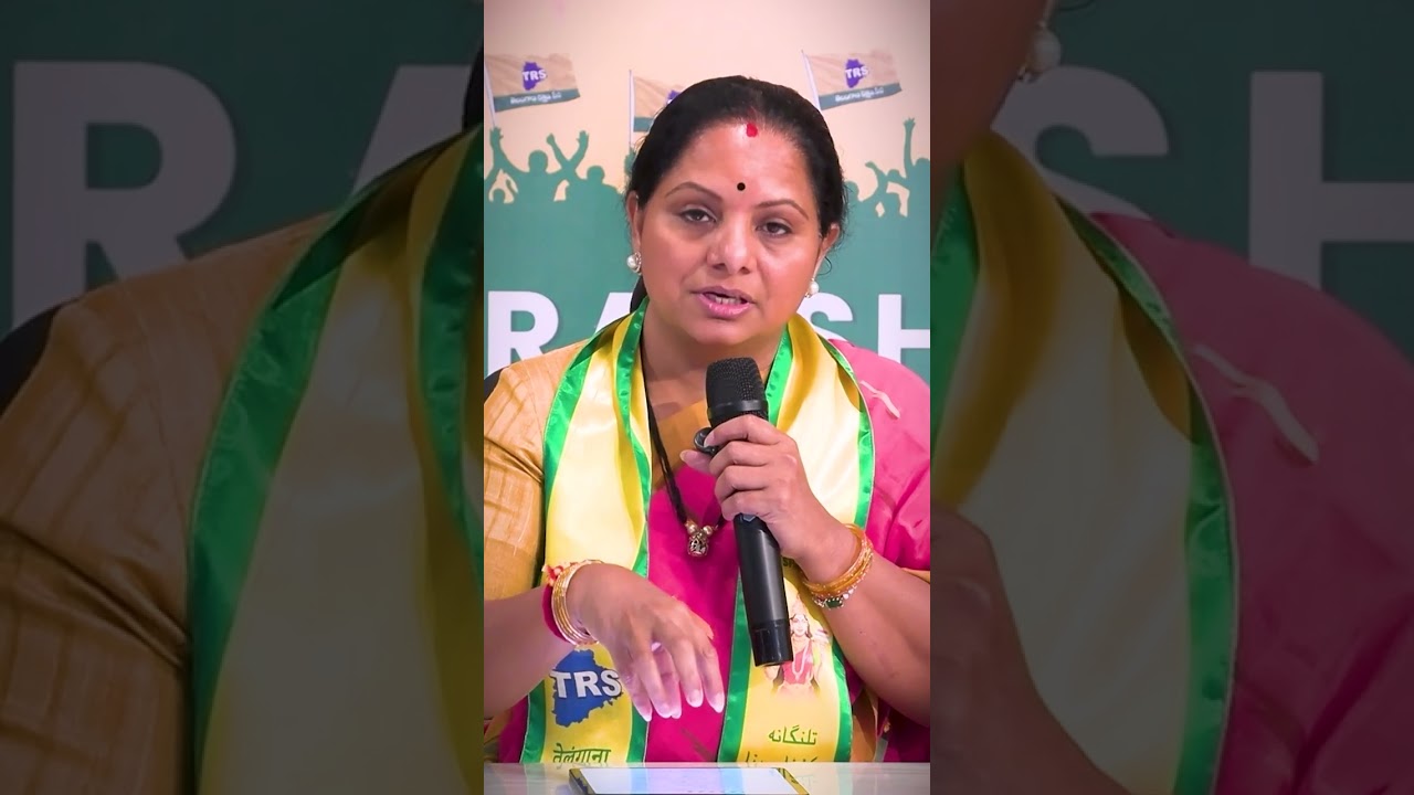 Pawan Kalyan Must Return 10 Acres of Shikam Land in Telangana | Kalvakuntla Kavitha